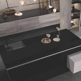 Quartz Pure Black
